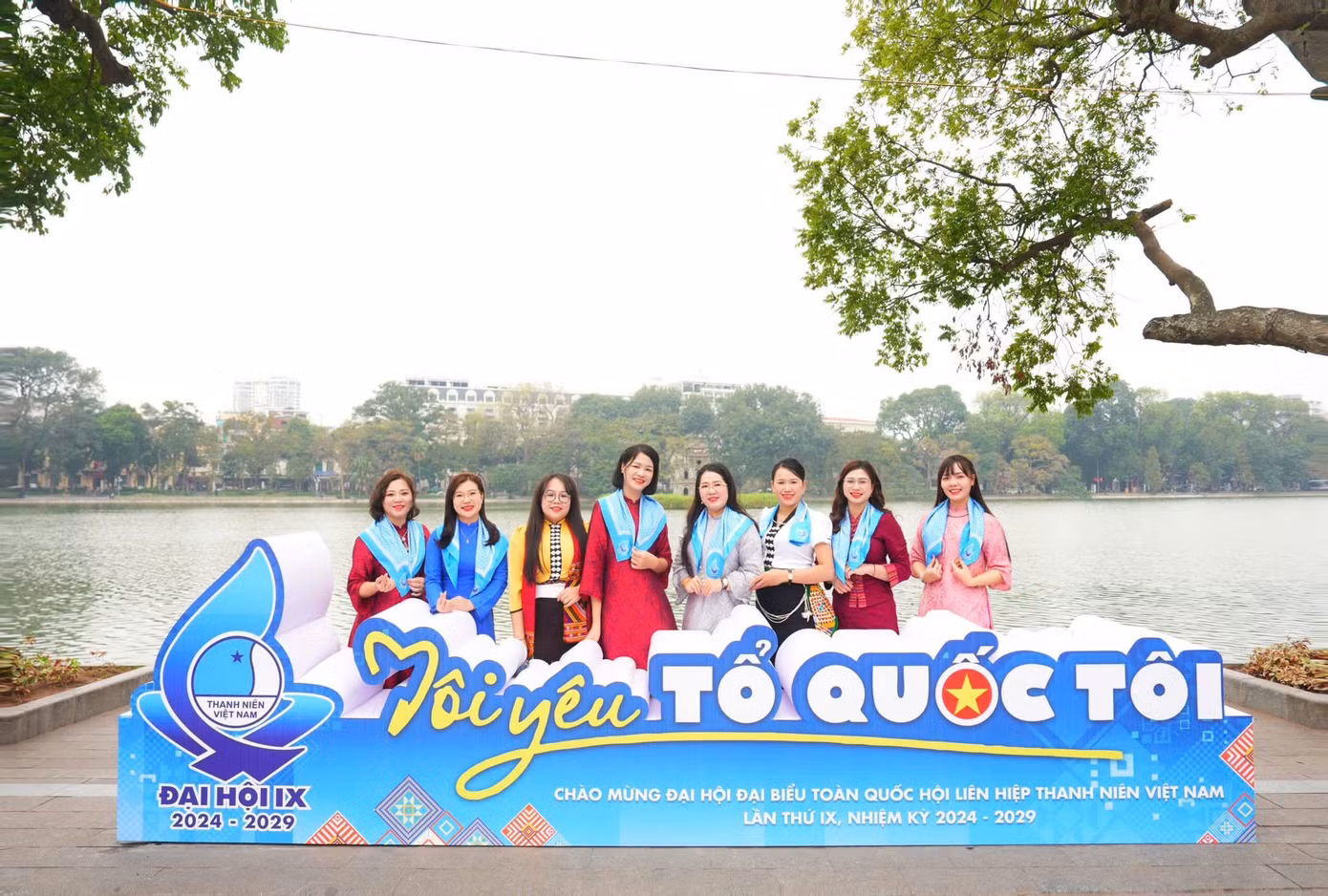 Đoàn đại biểu tỉnh Nghệ An về dự Đại hội. Đoàn đại biểu tỉnh Nghệ An về dự Đại hội.