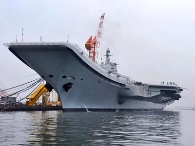 Tàu sân bay đầu tiên của Trung Quốc Ảnh: Xinhua