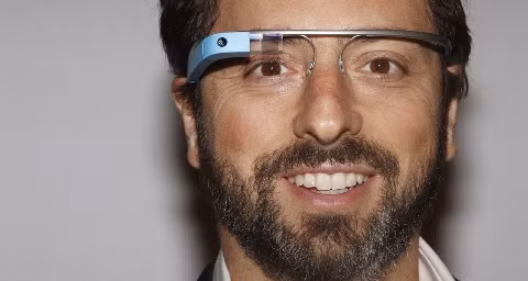 Google Glass là phát minh ấn tượng của Google trong năm 2013