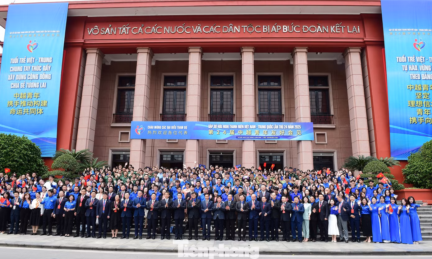 Khai mạc chương trình ‘Gặp gỡ hữu nghị thanh niên Việt Nam - Trung Quốc’ lần thứ 24. Khai mạc chương trình ‘Gặp gỡ hữu nghị thanh niên Việt Nam - Trung Quốc’ lần thứ 24.