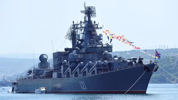 Tàu tuần dương Moskva của hải quân Nga 