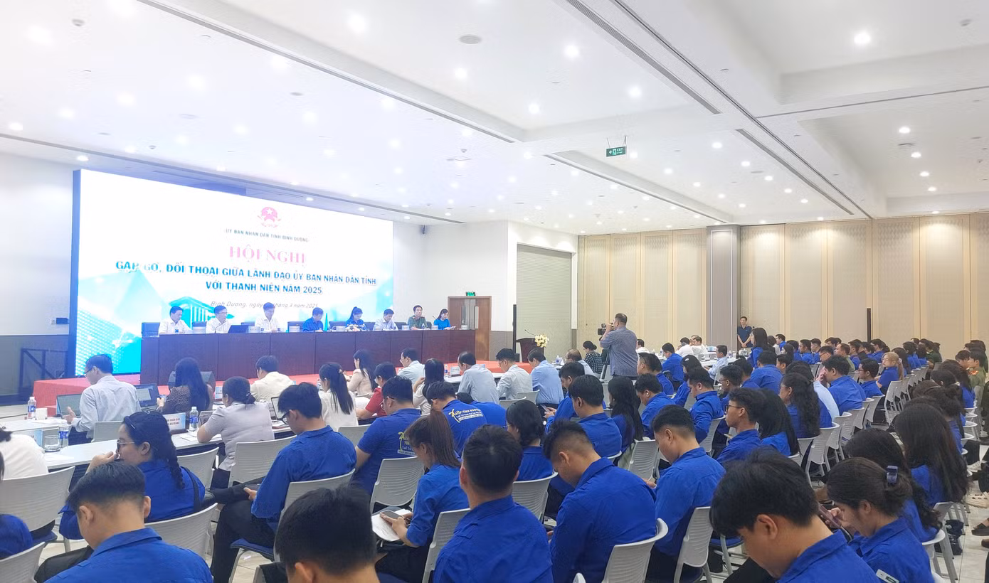 Toàn cảnh buổi đối thoại Toàn cảnh buổi đối thoại