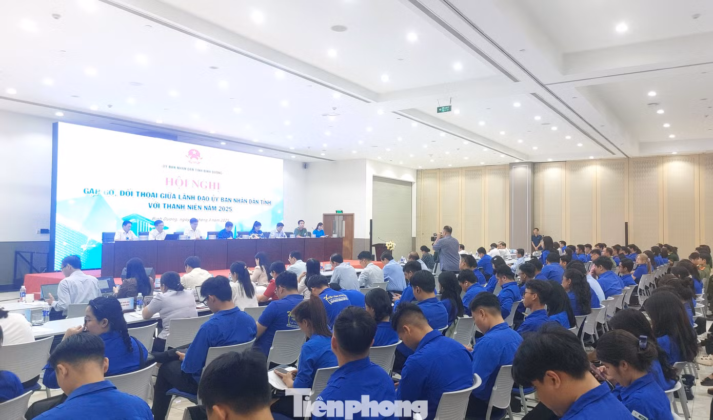 Toàn cảnh buổi đối thoại Toàn cảnh buổi đối thoại