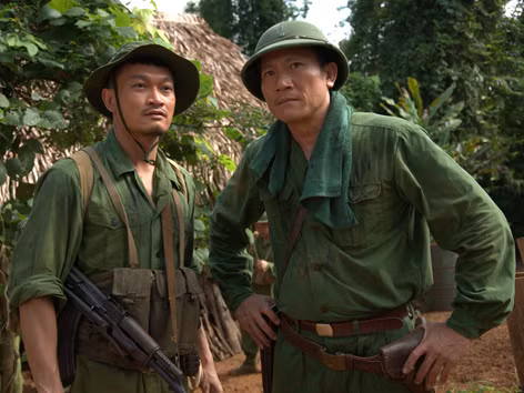 Một cảnh trong phim “Những người viết huyền thoại”. Một cảnh trong phim “Những người viết huyền thoại”