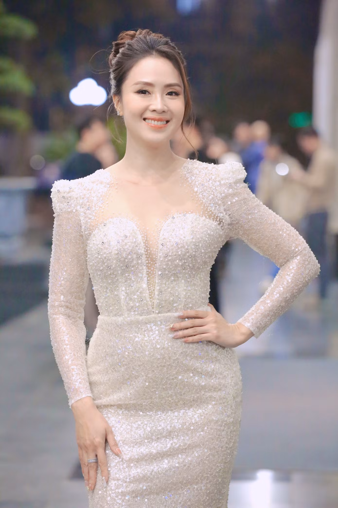 Khi được hỏi Hồng Diễm thấy sao về việc lọt vào Top 3 đề cử Nữ diễn ấn tượng năm 2022, cô khẳng định việc lọt vào Top 3 đã là bất ngờ rất lớn. “Tôi hài lòng với kết quả này, còn việc được giải tôi nghĩ không có khả năng”, Hồng Diễm nói. Lý giải về điều này Hồng Diễm cho rằng cô hai lần ẵm cúp, giải thưởng lần này có lẽ nên giành cho gương mặt mới.