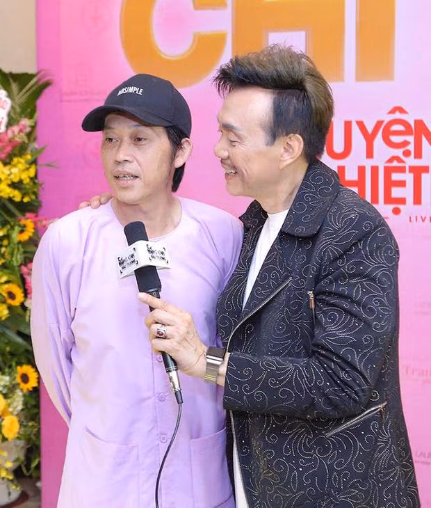 Chí Tài và Hoài Linh là đôi bạn thân thiết.