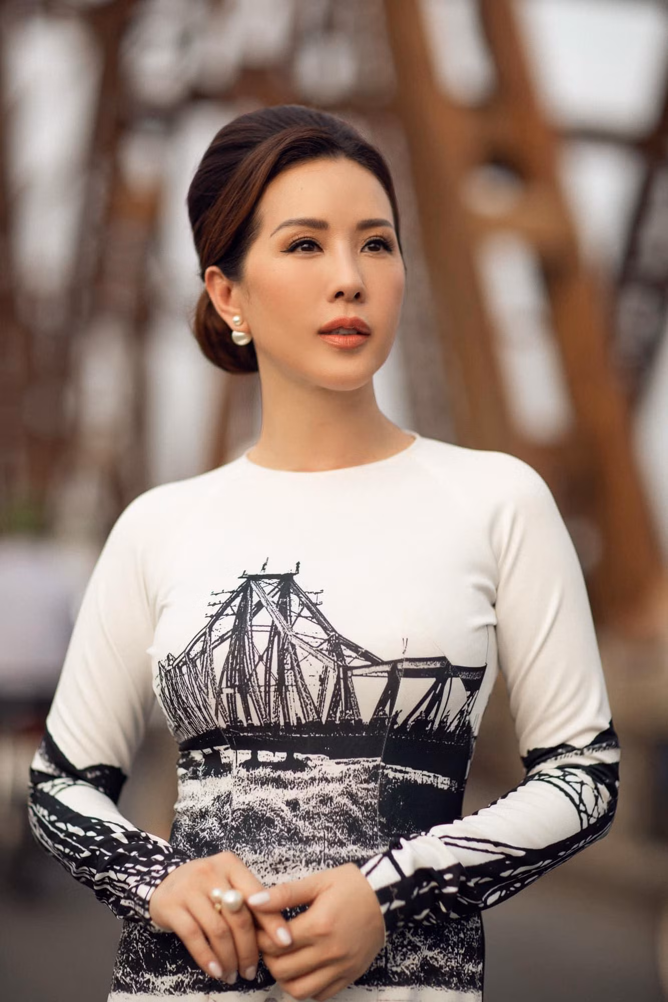 Vy Oanh cho rằng Hoa hậu Thu Hoài từng bôi nhọ mình.