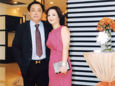Vợ chồng ông Huỳnh Uy Dũng. Vợ chồng ông Huỳnh Uy Dũng