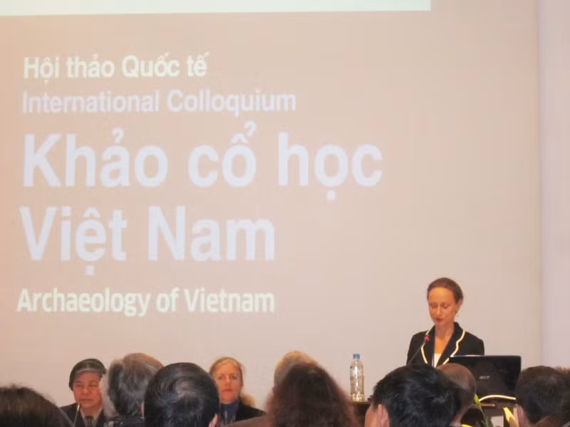 Quang cảnh hội thảo khoa học về khảo cổ học Việt Nam. Quang cảnh hội thảo khoa học về khảo cổ học Việt Nam