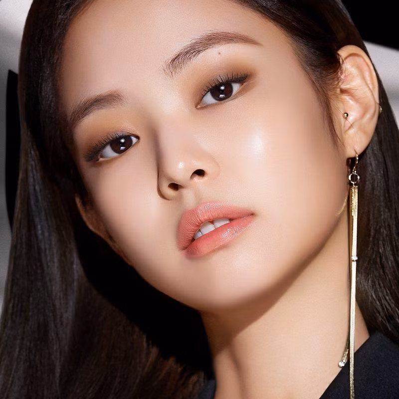 Bản lĩnh của cô ấy dù nước mắt có rơi sẽ khiến người khác phải tôn trọng.