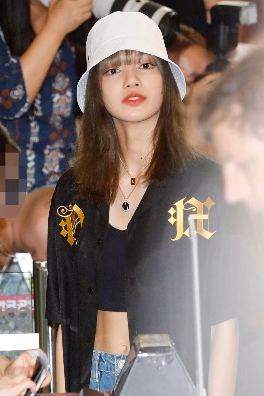 Mũ bucket vừa trendy vừa che nắng hoàn hảo. Mũ bucket vừa trendy vừa che nắng hoàn hảo.