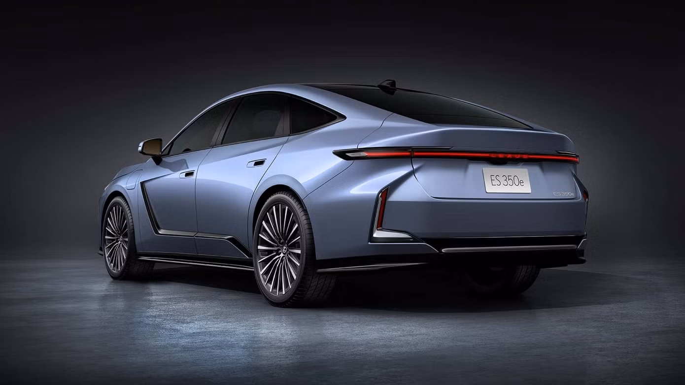 2026-lexus-es (2).jpg