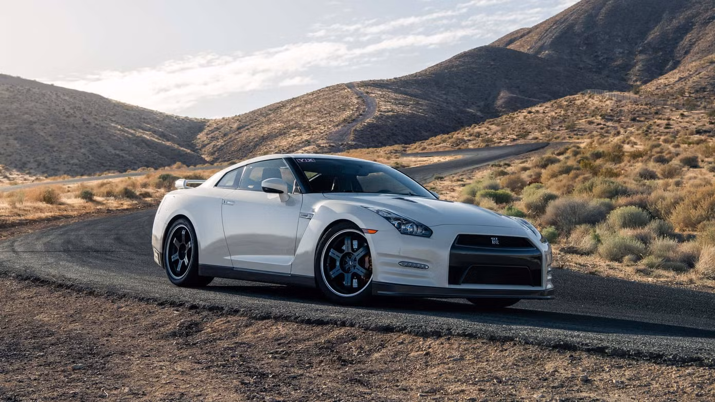 Nissan GT-R R35 từng lập kỷ lục về thời gian hoàn thành vòng đua nhanh nhất tại trường đua Nürburgring.