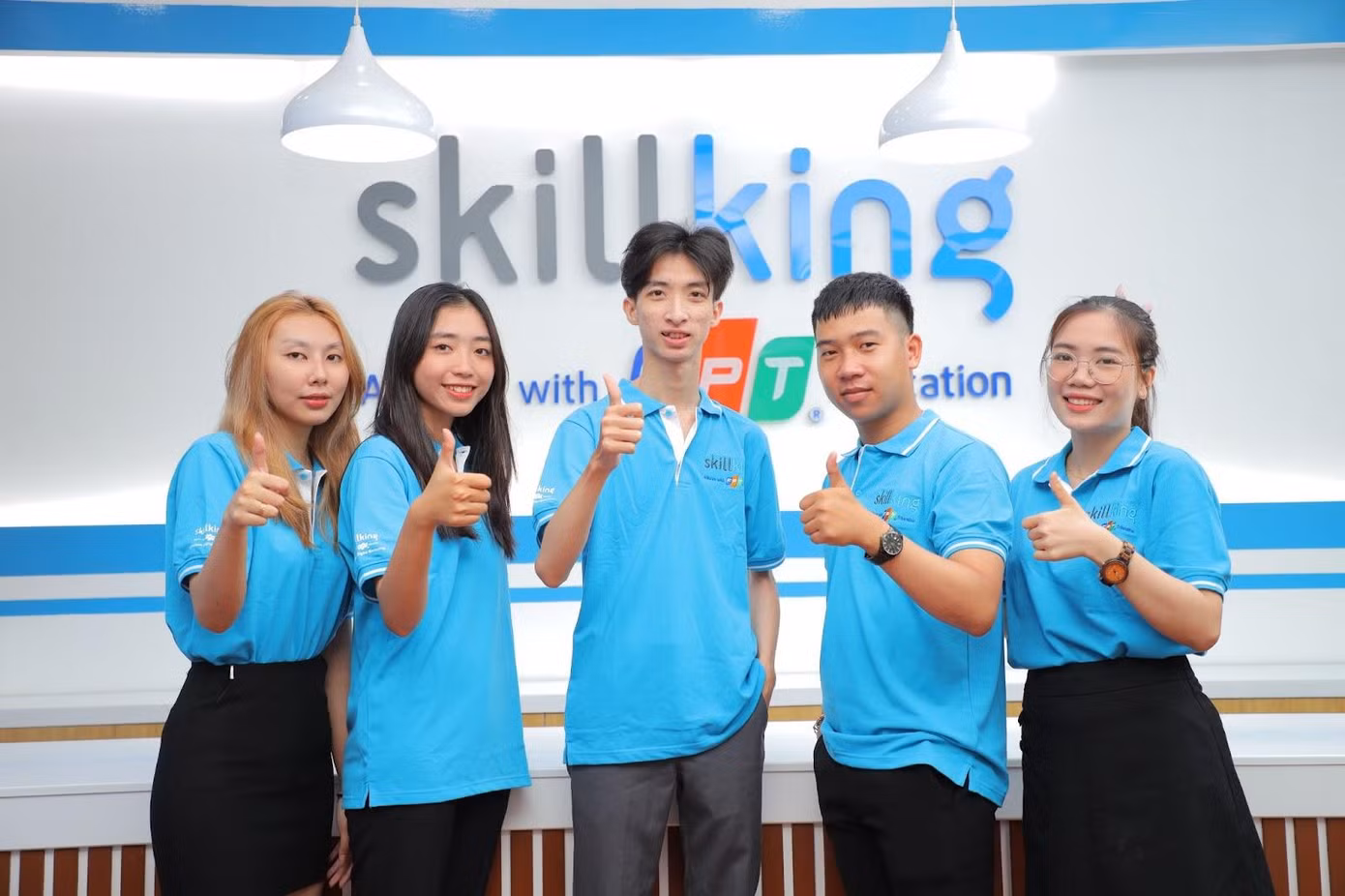 Sinh viên FPT Skillking năng động, cá tính và có khát khao hoàn thiện bản thân Sinh viên FPT Skillking năng động, cá tính và có khát khao hoàn thiện bản thân