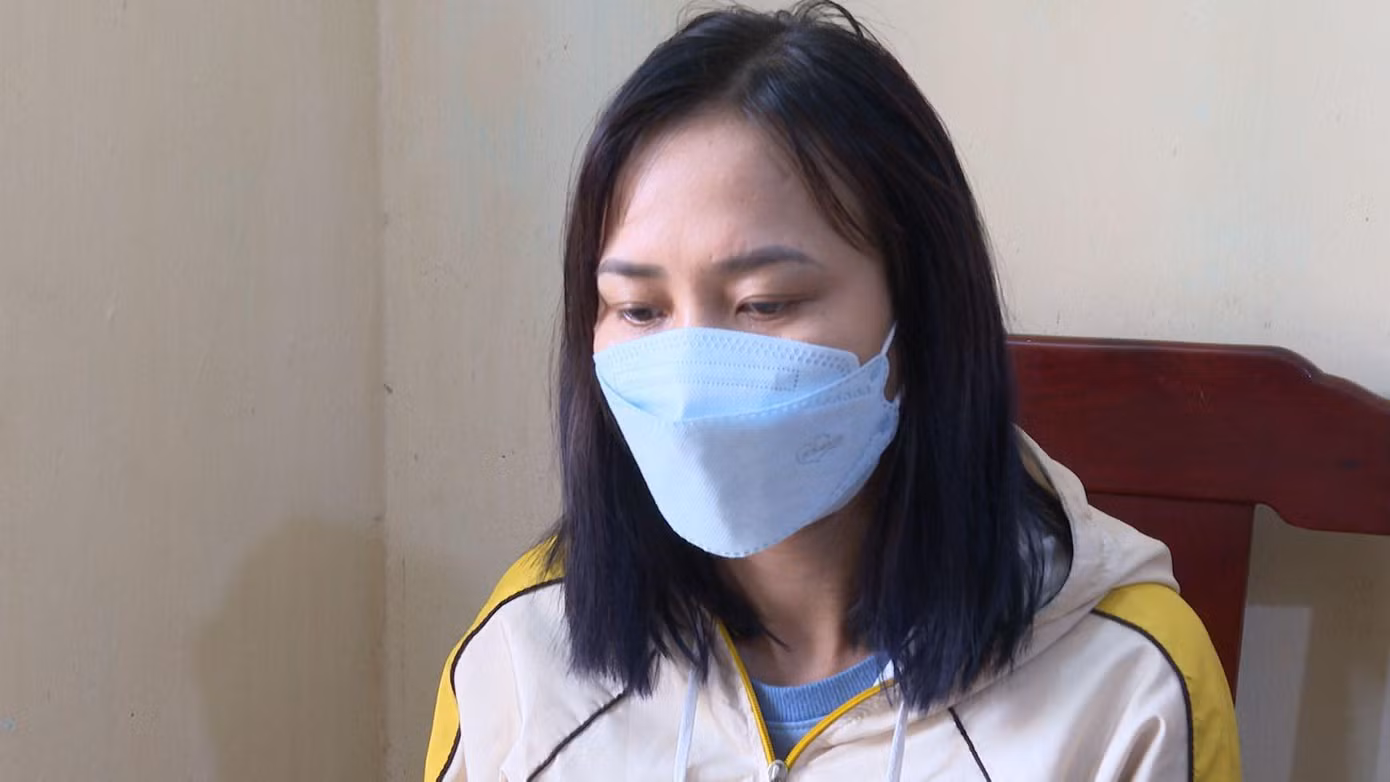 Trần Thị Quyên tại cơ quan công an Trần Thị Quyên tại cơ quan công an