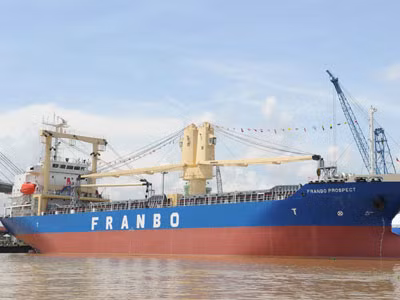 Cty TNHH Nhà nước một thành viên công nghiệp tàu thủy Sài Gòn (SSIC) thuộc Vinashin đã bàn giao tàu hàng ký hiệu SSIC 12 cho chủ tàu FRANBOLINE (Đài Loan) vào tháng 10 - 2010 