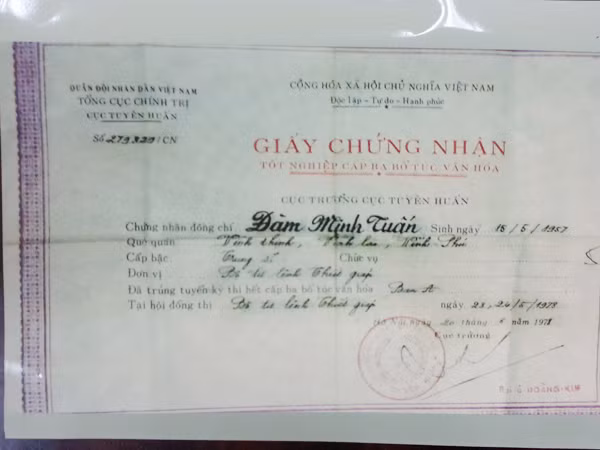 Bằng được cho là giả của ông Đàm Hữu Tuấn