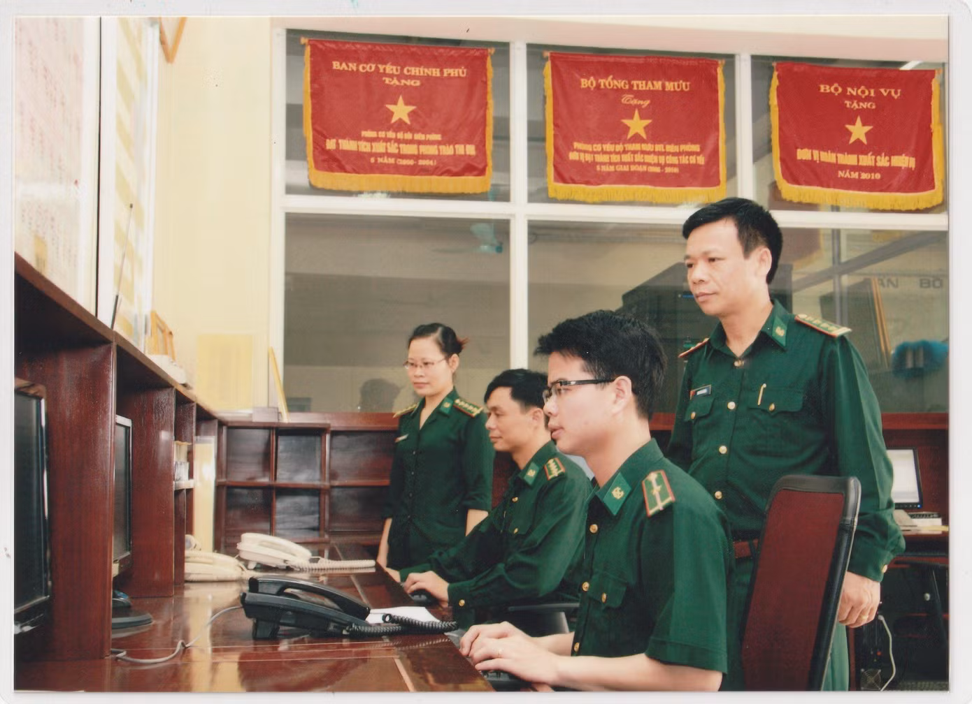 Kíp trực cơ yếu tại Sở chỉ huy Bộ Tư Lệnh Bộ đội Biên Phòng