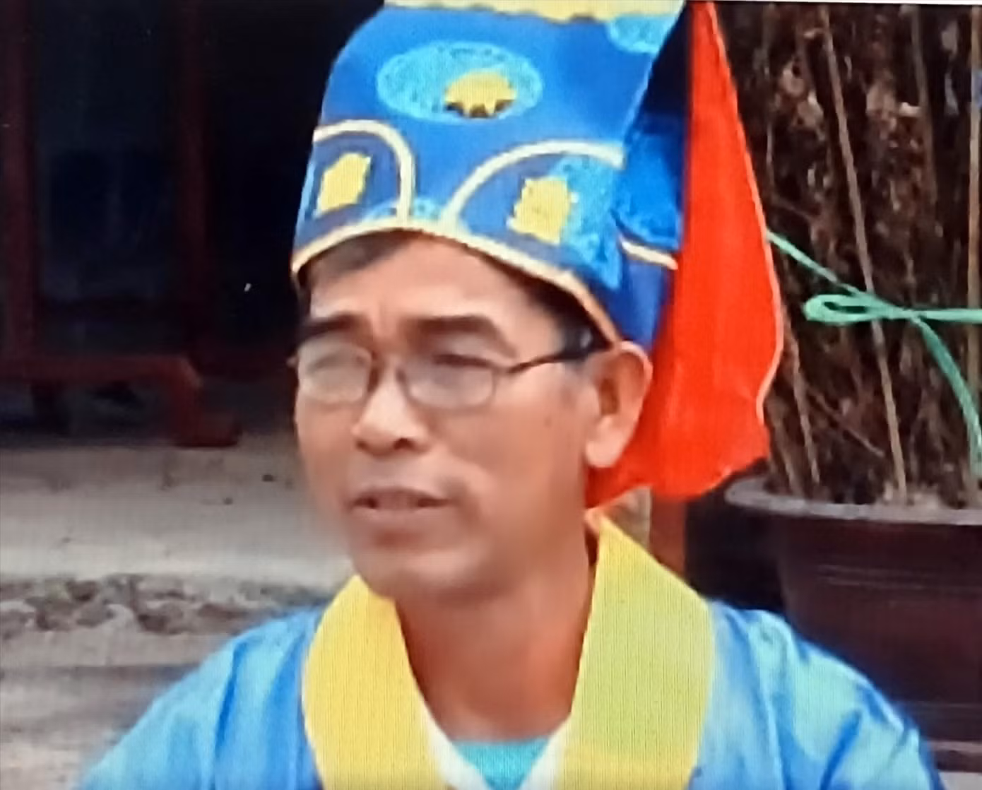 Ông Nguyễn Cửu Cẩn, người làng Đại Thủy ôn cố tri tân. Ảnh: Phạm Xuân Dũng Ông Nguyễn Cửu Cẩn, người làng Đại Thủy ôn cố tri tân. Ảnh: Phạm Xuân Dũng
