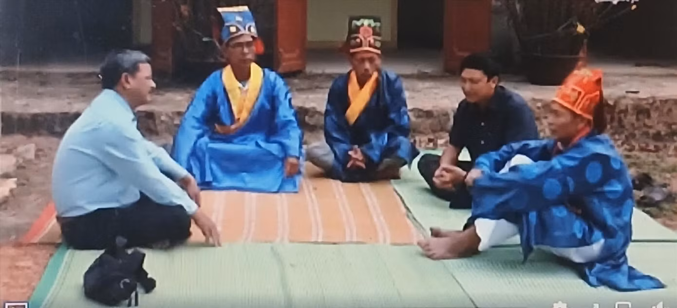 Dân làng Đại Thủy vẫn vậy, họ nhớ về quá khứ gian nan, và có niềm tin vào tương lai tươi sáng. Ảnh: Phạm Xuân Dũng Dân làng Đại Thủy vẫn vậy, họ nhớ về quá khứ gian nan, và có niềm tin vào tương lai tươi sáng. Ảnh: Phạm Xuân Dũng