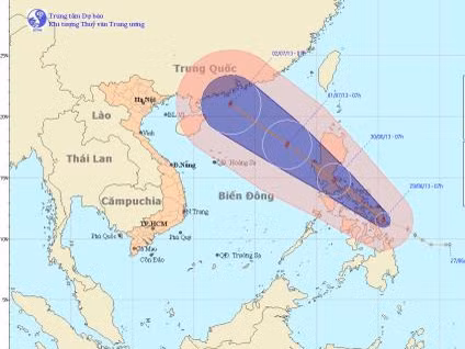 Cơn bão Rumbia ở miền Trung Philippin đang mạnh dần lên. 