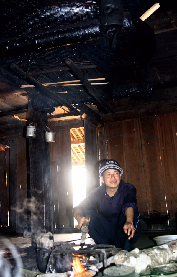 Bếp được bố trí gần với cửa chính