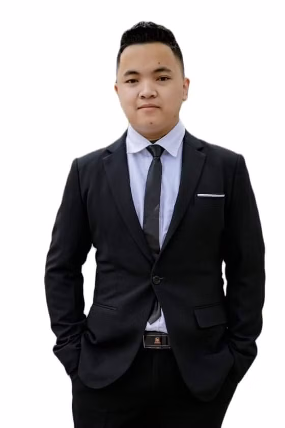 Quốc Anh từng vì lao vào kiếm tiền mà tham gia vào công ty đa cấp bất chính. Quốc Anh từng vì lao vào kiếm tiền mà tham gia vào công ty đa cấp bất chính.