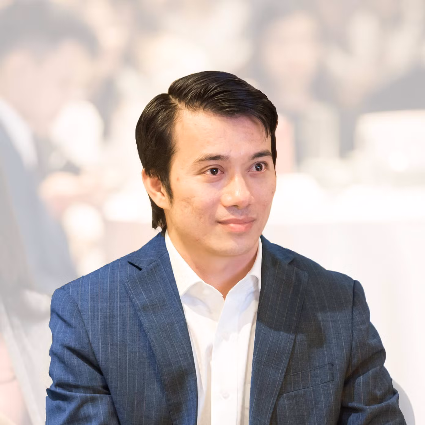 Anh Nguyễn Tiến Dũng (Tony Dzung) - Nhà sáng lập Langmaster - được Ban Bí thư Trung ương Đoàn TNCS Hồ Chí Minh trao Kỷ niệm chương Vì thế hệ trẻ do những chương trình phối hợp hiệu quả cùng báo Sinh Viên Việt Nam trong nhiều năm. Anh Nguyễn Tiến Dũng (Tony Dzung) - Nhà sáng lập Langmaster - được Ban Bí thư Trung ương Đoàn TNCS Hồ Chí Minh trao Kỷ niệm chương Vì thế hệ trẻ do những chương trình phối hợp hiệu quả cùng báo Sinh Viên Việt Nam trong nhiều năm.