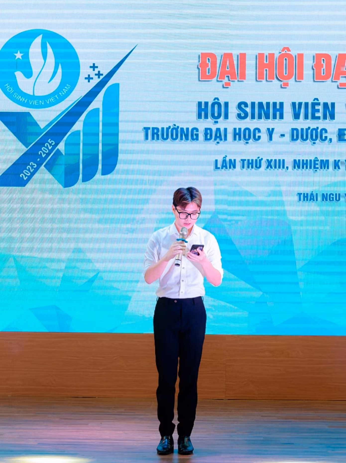 Không chỉ dừng lại ở mảng biên đạo, Đăng Minh có những cơ hội thử sức bản thân với vai trò là MC.