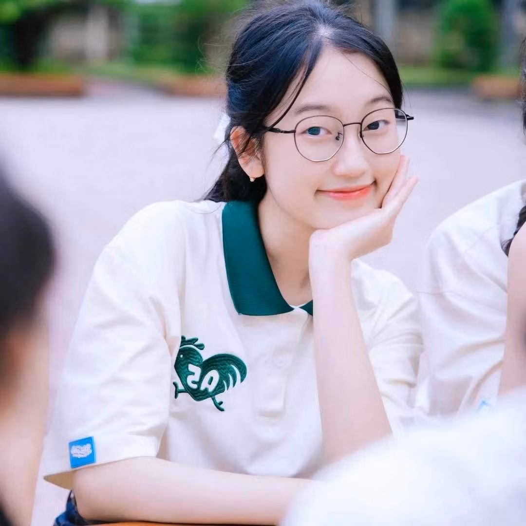 Vũ Thị Vân Anh - thủ khoa toàn quốc kỳ thi tốt nghiệp THPT năm nay.