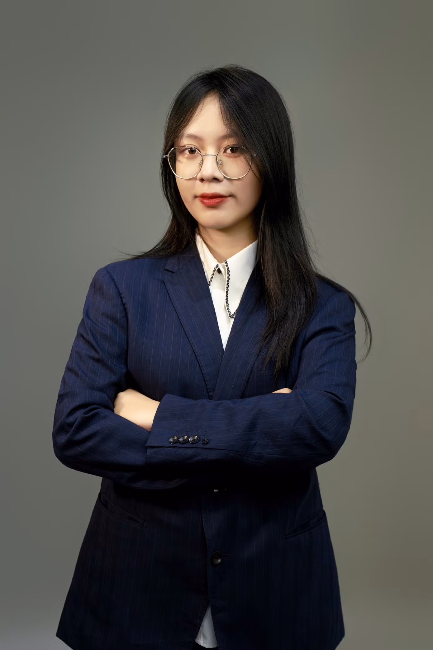 Đoàn Thị Phương Hoa (sinh năm 2004) là sinh viên năm 2 ngành Truyền thông Quốc tế, khoa Truyền thông và Văn hóa đối ngoại Học viện Ngoại giao.
