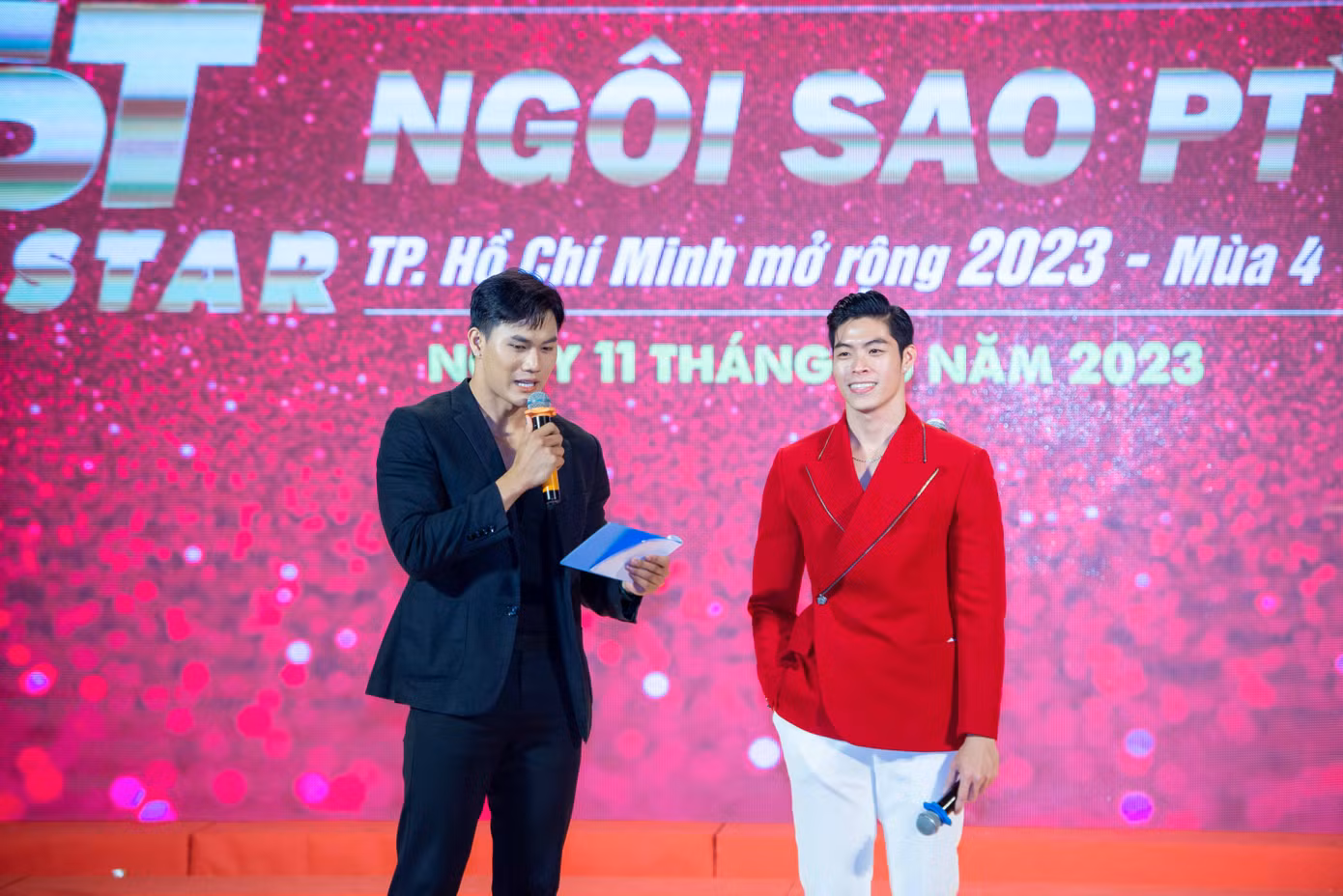 Á vương Hữu Anh và Nam vương Việt Hoàng.