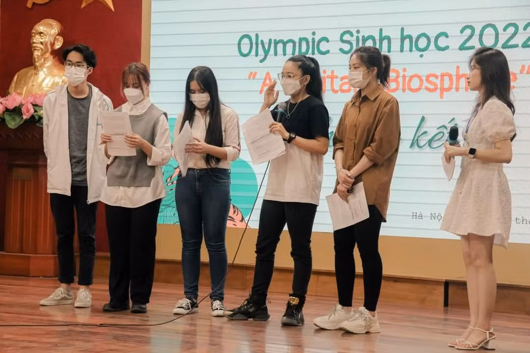 Để kết thúc thời gian học tập 4 năm đại học trong 3 năm Ngọc đã chủ động tìm hiểu khung chương trình của các anh chị khóa trước.