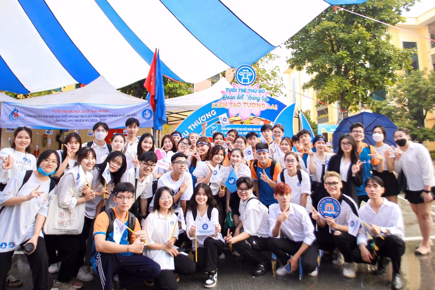 Trên cương vị là Phó Chủ tịch Hội Sinh viên trường, Phan Sơn cùng Ban Thư ký luôn xây dựng những chương trình, hoạt động liên quan đến tình nguyện.