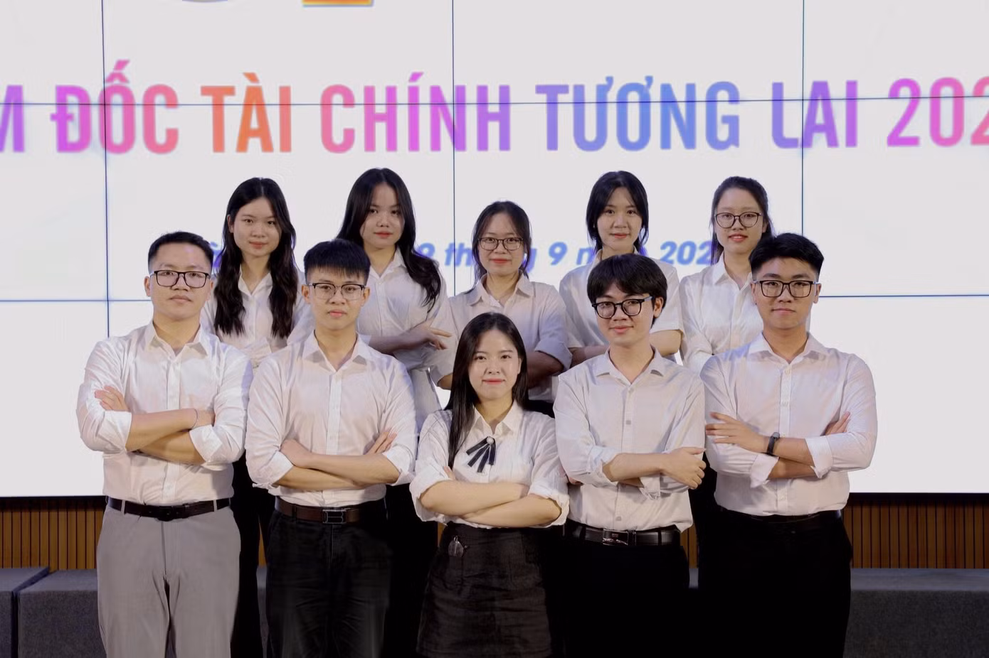 Trà My cùng nhóm sinh viên lọt Top 4 chung kết Cuộc thi CFO 2023