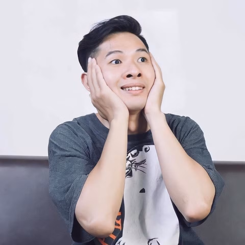 Nhiều người xem video của anh còn để tìm kiếm niềm vui giải trí.