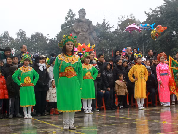 Các quân cờ hóa trang khác nhau 