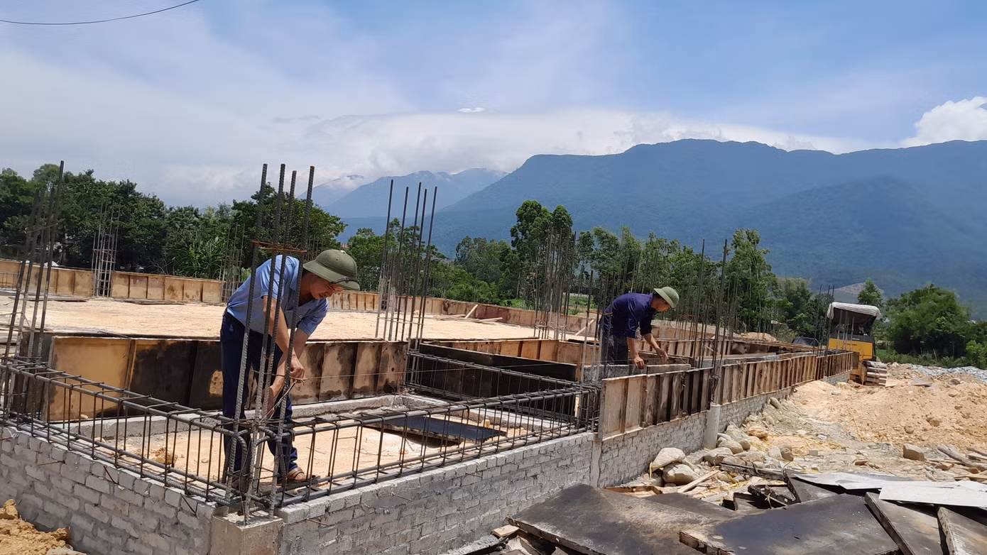 Các thiết chế văn hóa đang được xây dựng tại thôn Lục Liễu, xã Đạo Trù, huyện Tam Đảo