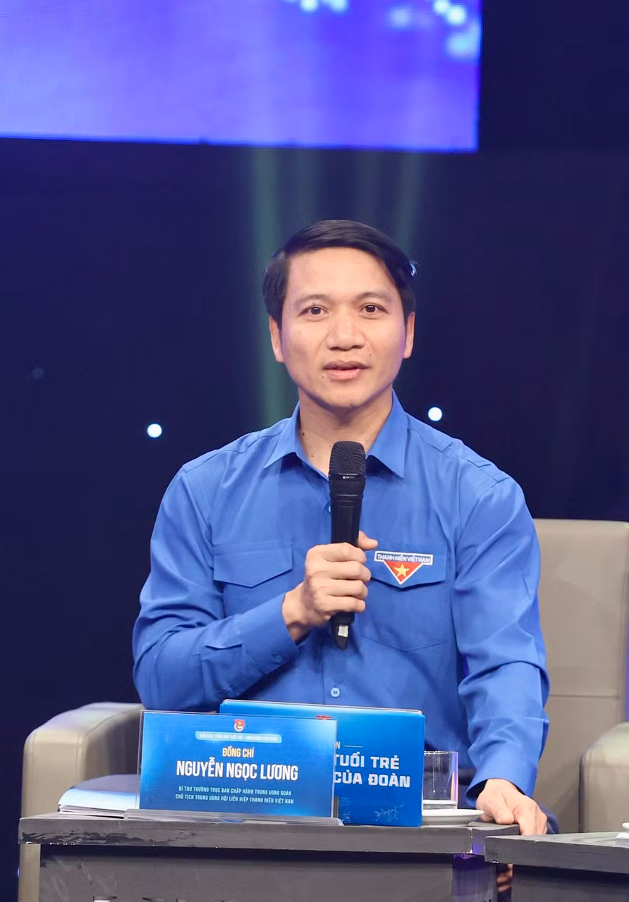 Anh Nguyễn Ngọc Lương - Bí thư thường trực Trung ương Đoàn, Chủ tịch Trung ương Hội Liên hiệp thanh niên Việt Nam, cho rằng, vấn đề hỗ trợ bạn trẻ lập thân, lập nghiệp trước đây, hay khởi nghiệp, sáng tạo hiện nay đều là nhiệm vụ trọng tâm của tổ chức Đoàn. Ảnh: Trọng Tài Anh Nguyễn Ngọc Lương - Bí thư thường trực Trung ương Đoàn, Chủ tịch Trung ương Hội Liên hiệp thanh niên Việt Nam, cho rằng, vấn đề hỗ trợ bạn trẻ lập thân, lập nghiệp trước đây, hay khởi nghiệp, sáng tạo hiện nay đều là nhiệm vụ trọng tâm của tổ chức Đoàn. Ảnh: Trọng Tài