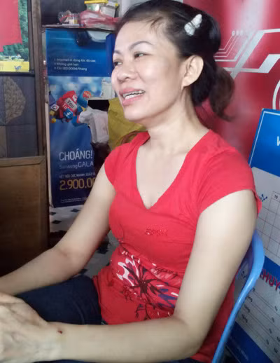 Chị Dung kể lại câu chuyện bắt cướp của mình. Chị Dung kể lại câu chuyện bắt cướp của mình