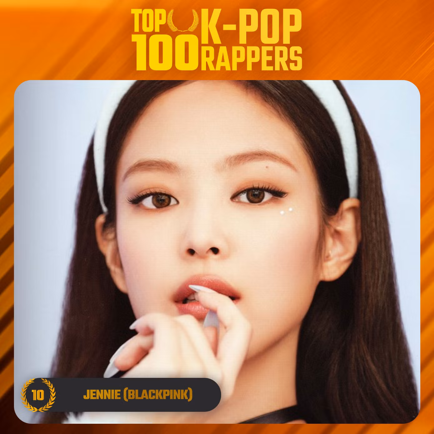 Jennie chốt Top 10. Trong BlackPink, cô đảm nhận vai trò rapper chính. Kết quả này nhận được nhiều sự ủng hộ từ cư dân mạng. Tuy nhiên, một số ý kiến cho rằng Jennie chưa xứng đáng nằm trong 10 rapper hàng đầu Kpop vì cô không thể tự viết lời.