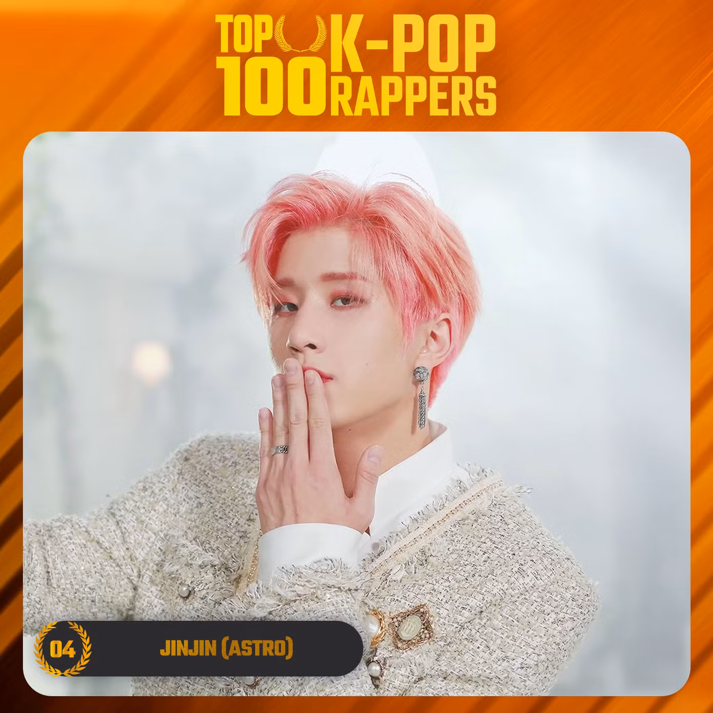 Jinjin là trưởng nhóm kiêm rapper của Astro. Từ khi ra mắt, khả năng rap của nam idol sinh năm 1996 luôn được đánh giá cao. Mọi người không bất ngờ khi anh được xếp hạng 4.
