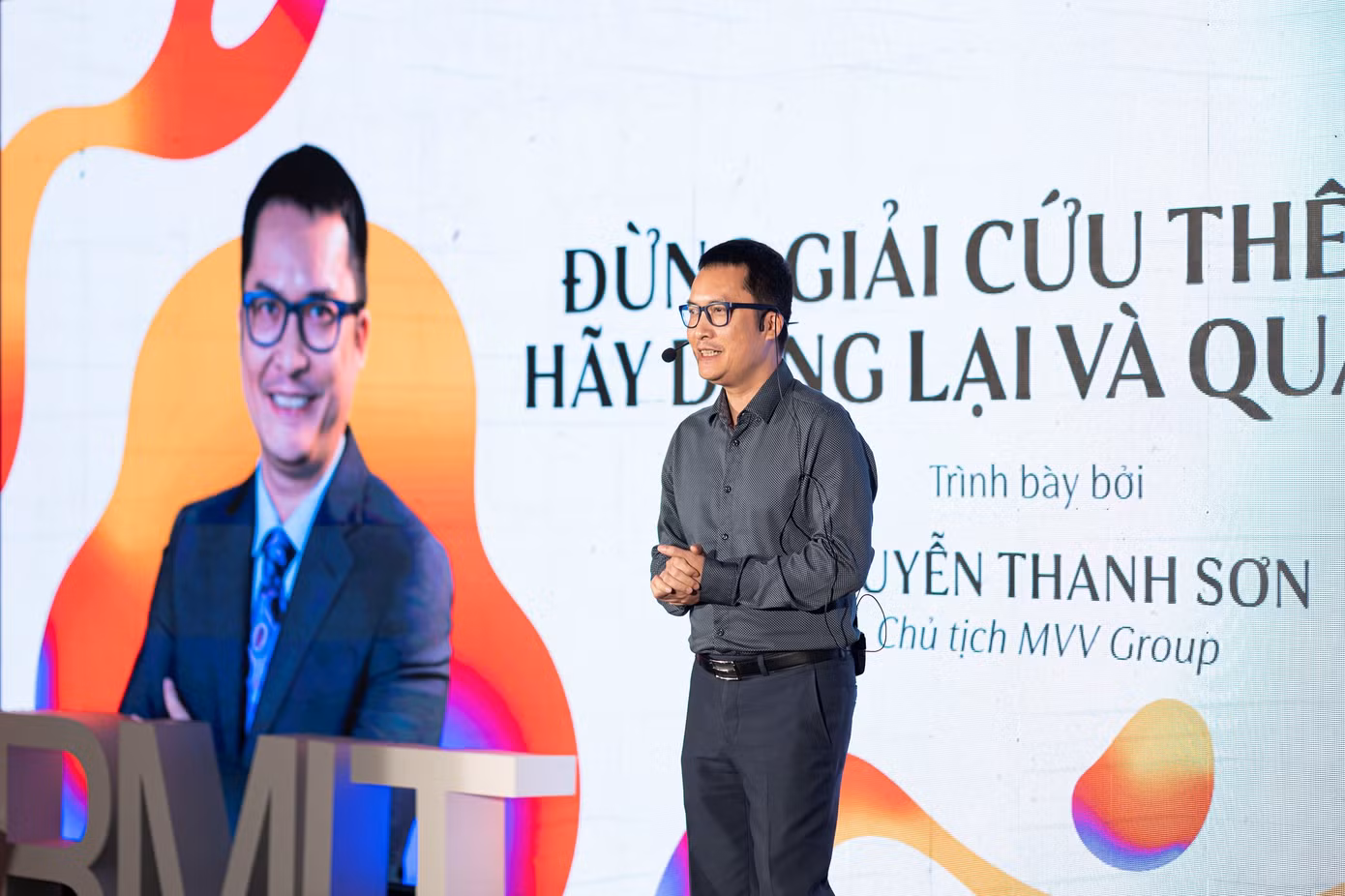 Ông Nguyễn Thanh Sơn, Chủ tịch MVV Academy (Ảnh: UK Motion và TEDxRMIT). Ông Nguyễn Thanh Sơn, Chủ tịch MVV Academy (Ảnh: UK Motion và TEDxRMIT).