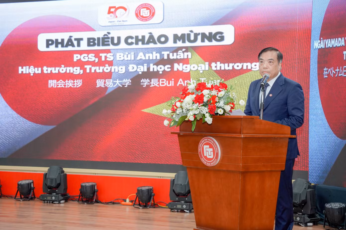 PGS, TS Bùi Anh Tuấn - Hiệu trưởng Trường Đại học Ngoại thương phát biểu tại chương trình. PGS, TS Bùi Anh Tuấn - Hiệu trưởng Trường Đại học Ngoại thương phát biểu tại chương trình.