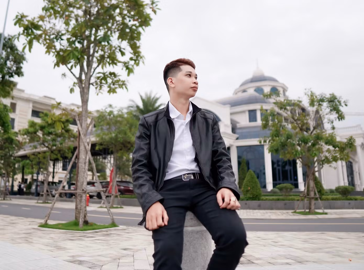 Nguyễn Văn Sỹ sinh năm 2000 đến từ Thanh Hóa.