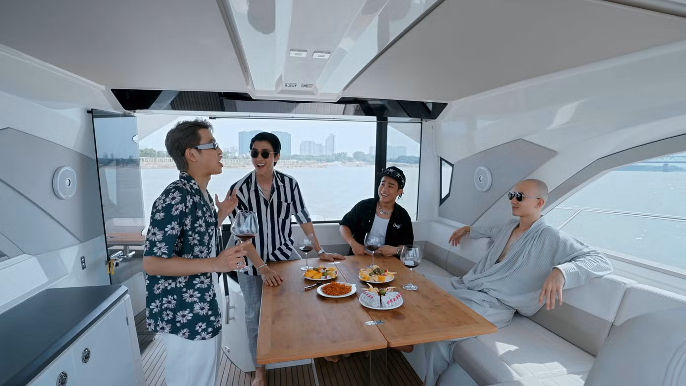 Cityboy là nhóm hội tụ các công tử, tiểu thư con nhà giàu chuyên ăn chơi, hư hỏng.
