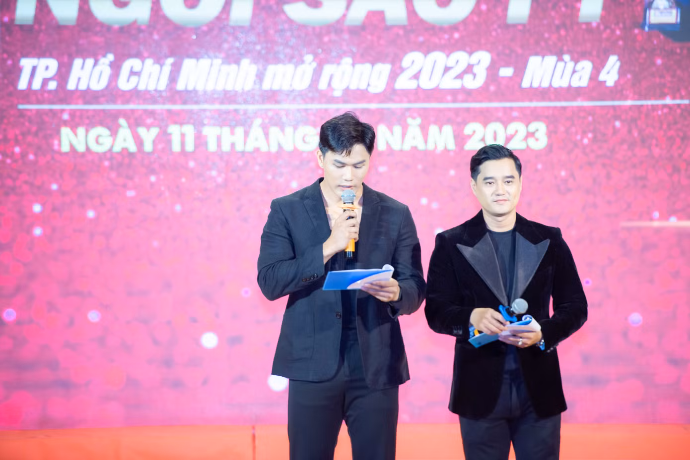 MC Bá Niên - Á vương Hữu Anh.
