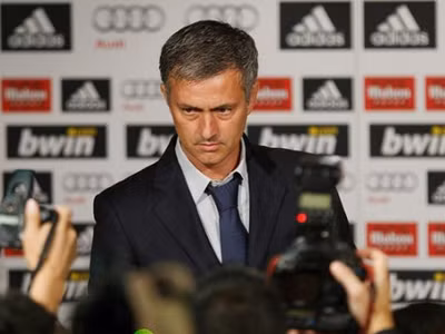 Mourinho luôn phải nhận sự soi mói của mọi người 