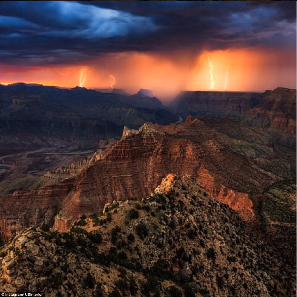 Bức ảnh chụp Vườn quốc gia Grand Canyon từ Lipan miền Nam Rim
