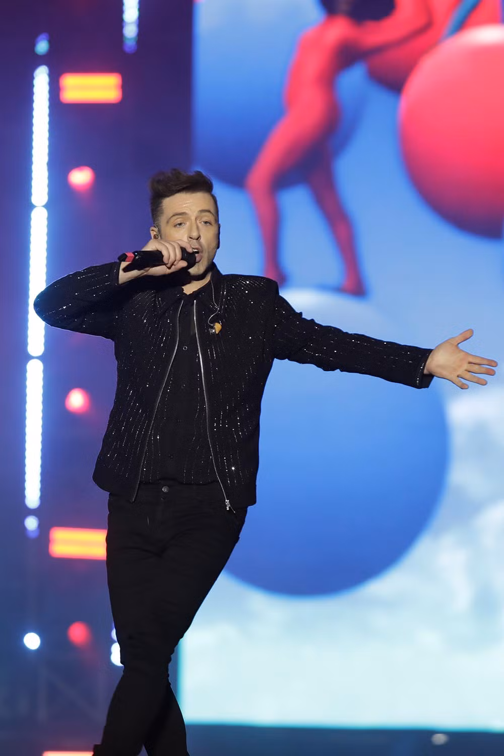 Các thành viên Westlife vẫn giữ được phong độ. Họ thậm chí còn tự nhận mình như trẻ lại thời 18, 19 tuổi.
